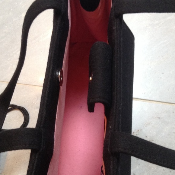 My flat in London Black Handbag With Ladybug - Picture 2 of 4